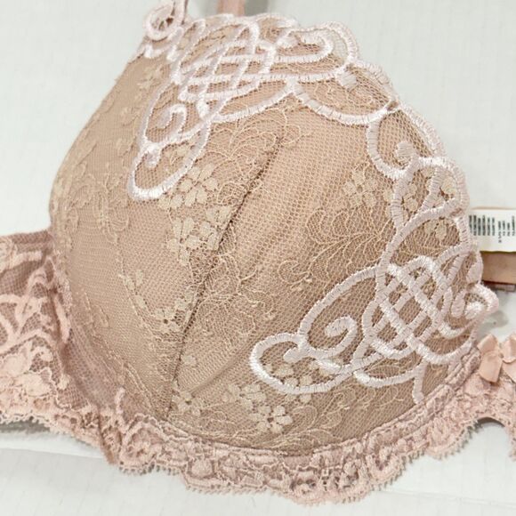 LISE CHARMEL Bra 38C AC8145 Nude Beige Underwire Padded Lace Embroidered - Picture 3 of 10